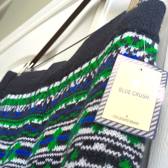 Cute knit skirt 💚💙🤍- NWT - Picture 4 of 6